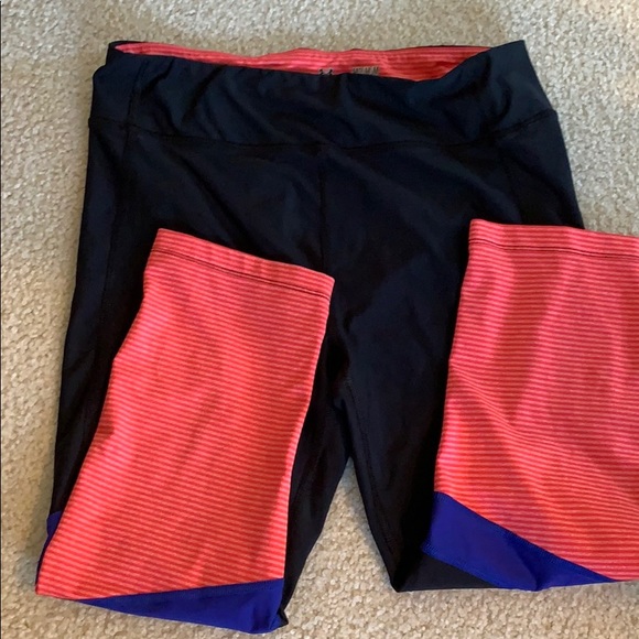Under Armour leggings - Picture 1 of 3